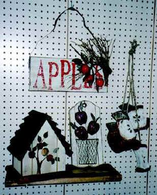 Apple_Decor1.jpg (32767 bytes)